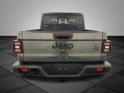 New 2025 Jeep Gladiator Willys image 5