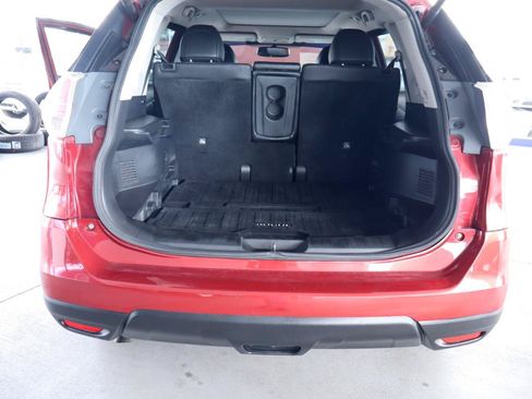 Used 2015 Nissan Rogue SL w/ SL Premium Package FWD image 33