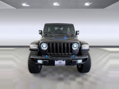 Used 2021 Jeep Wrangler Unlimited Rubicon 4xe w/ Steel Bumper Group AWD/4WD image 6