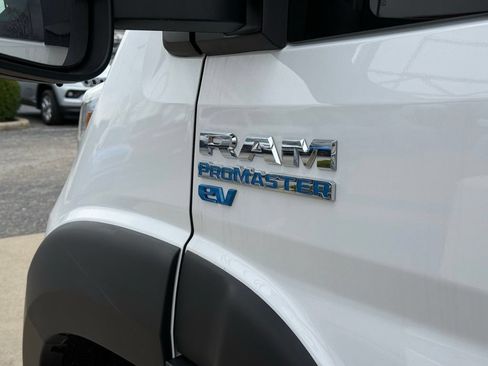 New 2024 RAM ProMaster 3500 w/ Delivery Van Package FWD image 13