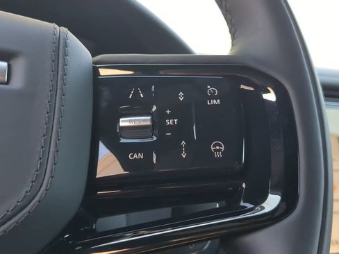 New 2026 Land Rover Range Rover Velar Dynamic SE AWD/4WD image 27