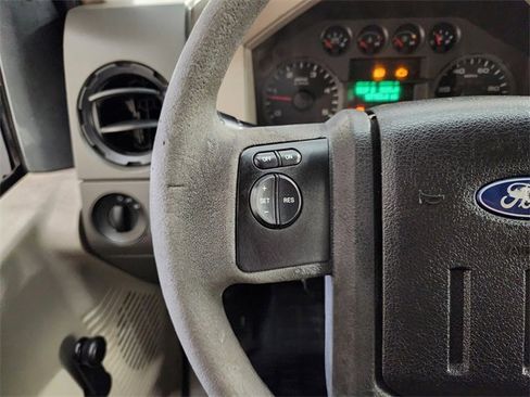 Used 2009 Ford F350 XL image 25