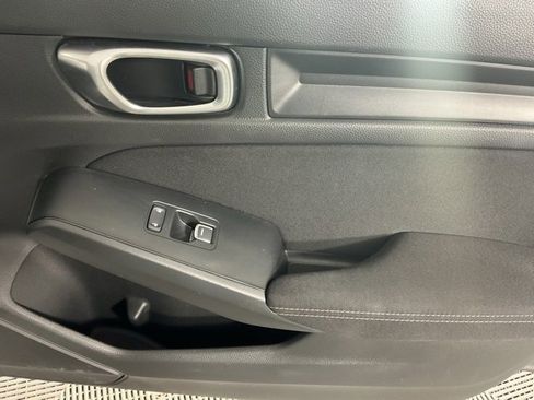 Used 2023 Honda Civic Sport image 13