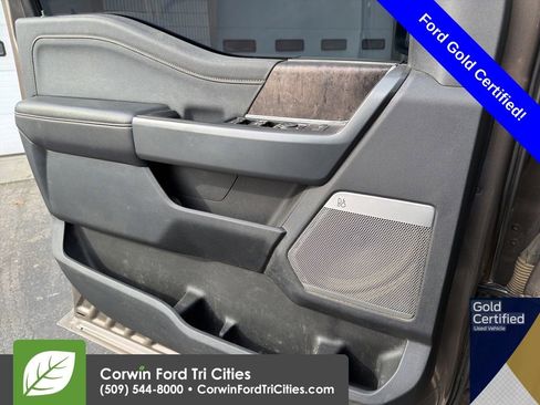 Used 2023 Ford F350 Lariat image 14