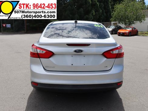 Used 2012 Ford Focus SE FWD image 10
