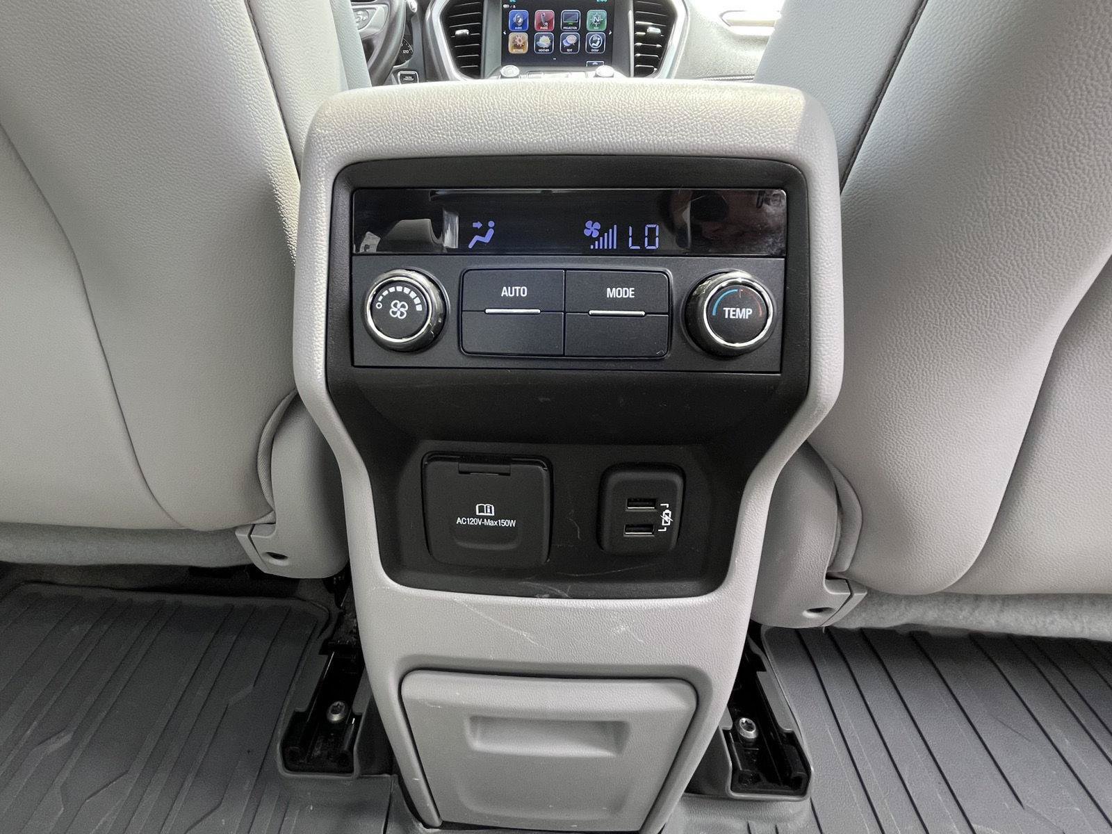 Used 2019 GMC Acadia SLT w/ LPO, Floor Liner Package FWD image 18
