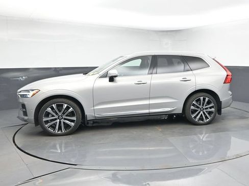 Used 2023 Volvo XC60 B6 Ultimate w/ Climate Package AWD/4WD image 4
