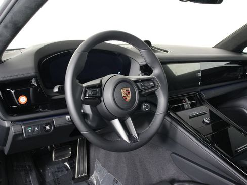 Certified 2026 Porsche Panamera GTS AWD/4WD image 4