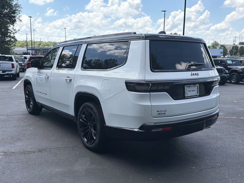 New 2026 Jeep Grand Wagoneer L Summit w/ Premium Group III AWD/4WD image 6