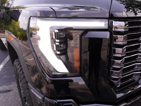 Used 2026 GMC Sierra 2500 Denali Ultimate AWD/4WD image 34