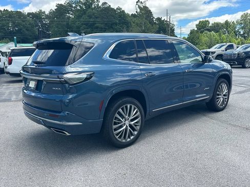 New 2026 Buick Enclave Avenir w/ Super Cruise Package FWD image 6