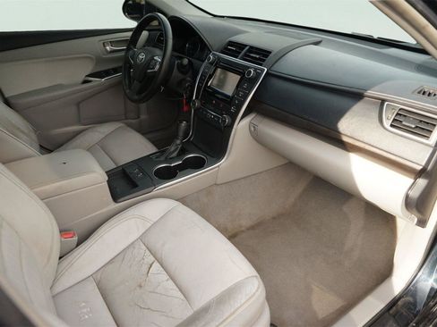 Used 2015 Toyota Camry XLE FWD image 17