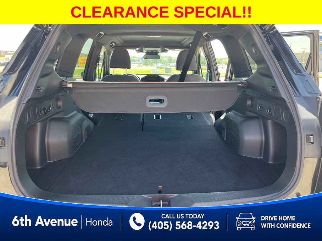 Used 2025 Subaru Forester Premium AWD/4WD image 17