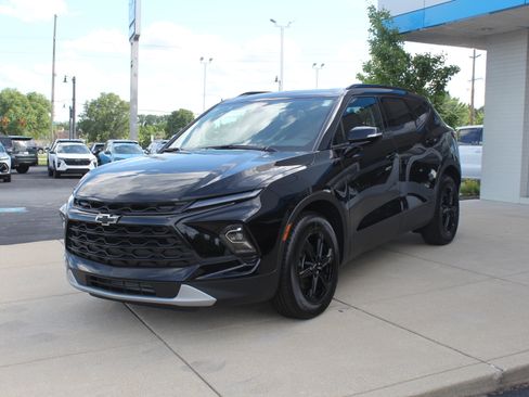 New 2026 Chevrolet Blazer LT w/ Midnight/Sport Edition AWD/4WD image 7