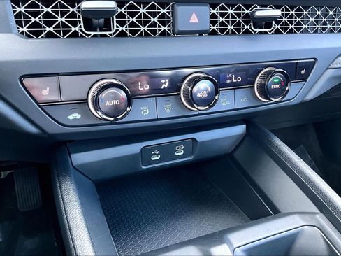 Used 2024 Honda Accord EX image 31