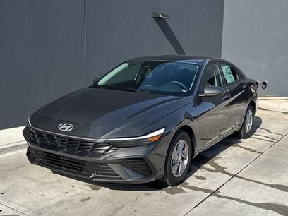 New 2026 Hyundai Elantra SE w/ Cargo Package