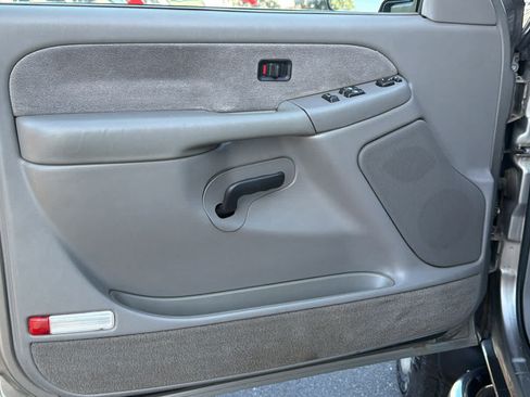 Used 2000 Chevrolet Silverado 1500 LS AWD/4WD image 22