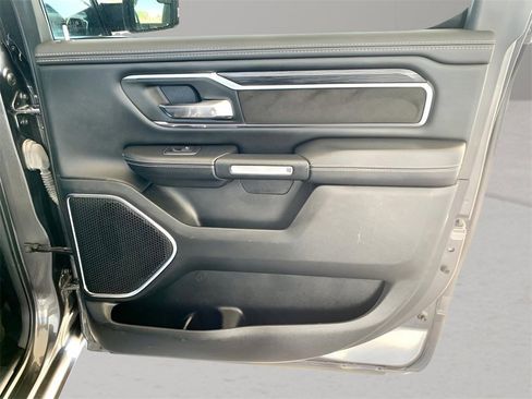Used 2024 RAM 1500 Laramie image 25