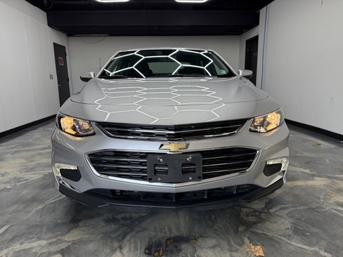Used 2018 Chevrolet Malibu LT image 7
