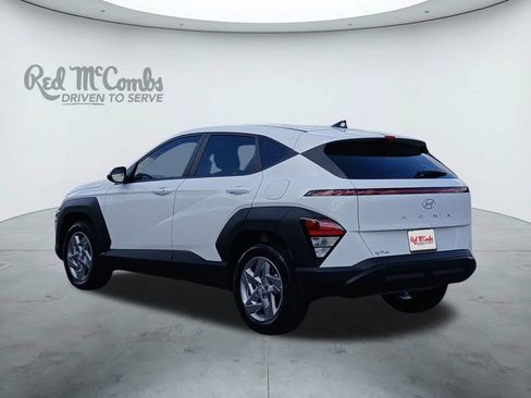 New 2026 Hyundai Kona SE image 3