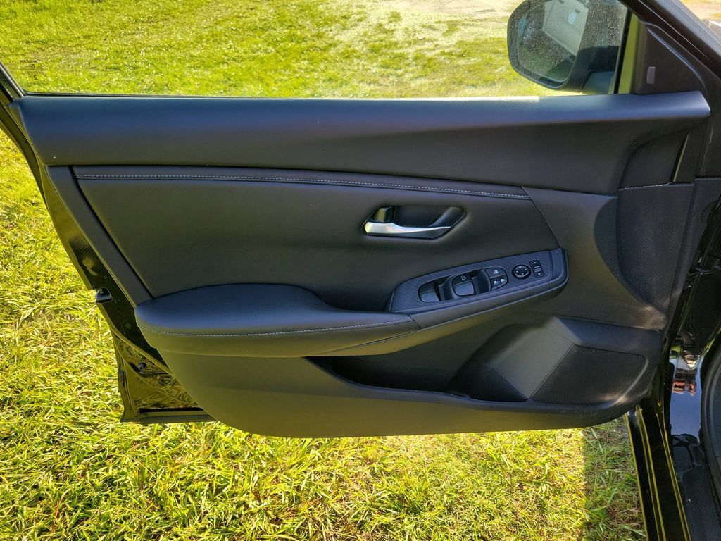 Used 2024 Nissan Sentra SV w/ All-Weather Package FWD image 17