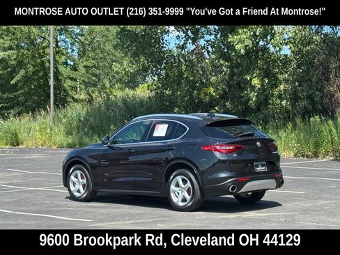 Used 2019 Alfa Romeo Stelvio AWD image 7