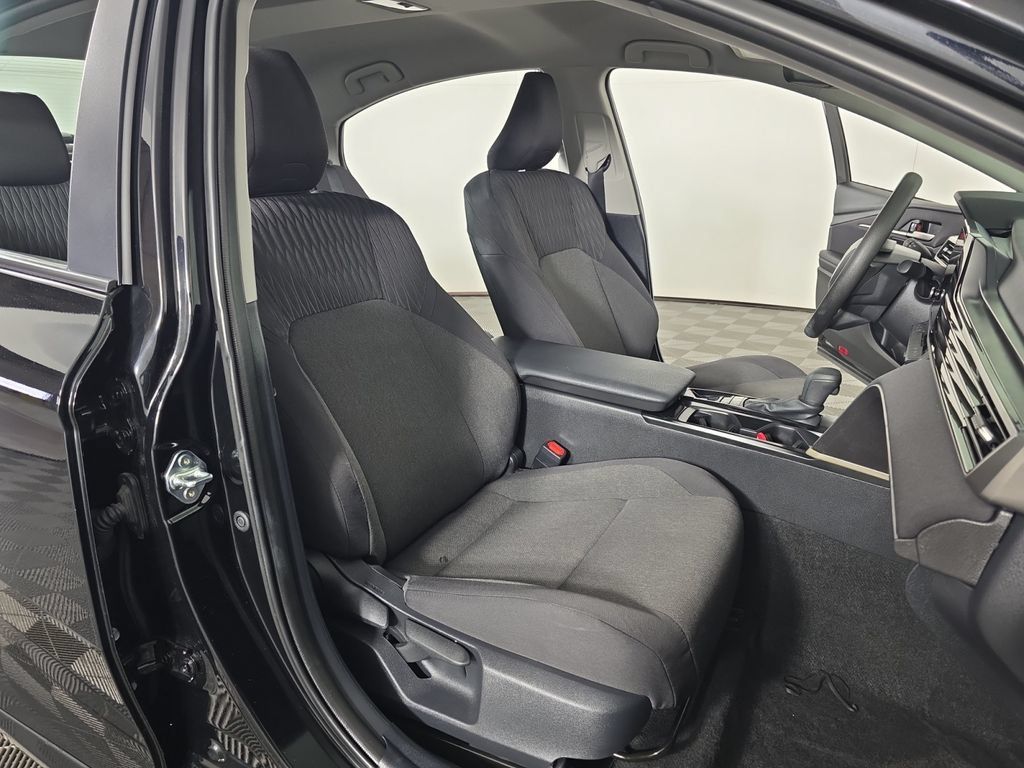 Used 2025 Toyota Camry LE FWD image 26