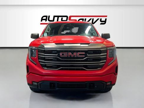Used 2025 GMC Sierra 1500 Elevation AWD/4WD image 2