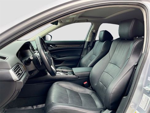 Used 2021 Honda Accord Touring image 20