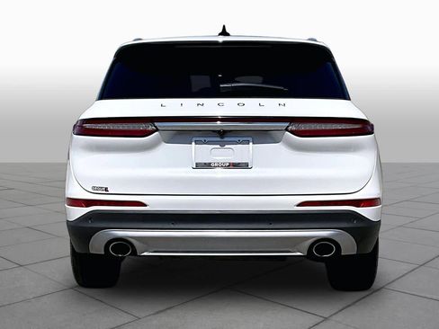 Used 2022 Lincoln Corsair AWD w/ Premium Package image 5