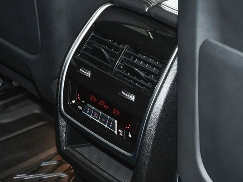 Used 2022 BMW X5 M w/ Competition Package AWD/4WD image 61