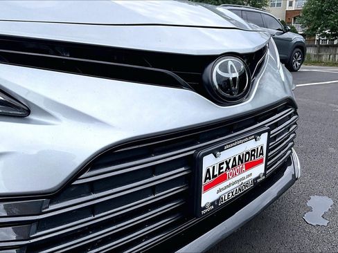 Used 2024 Toyota Camry LE w/ Cold Weather Package FWD image 28