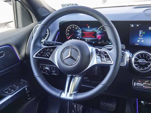 New 2026 Mercedes-Benz GLB 250 image 14