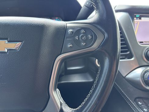 Used 2019 Chevrolet Suburban Premier image 28