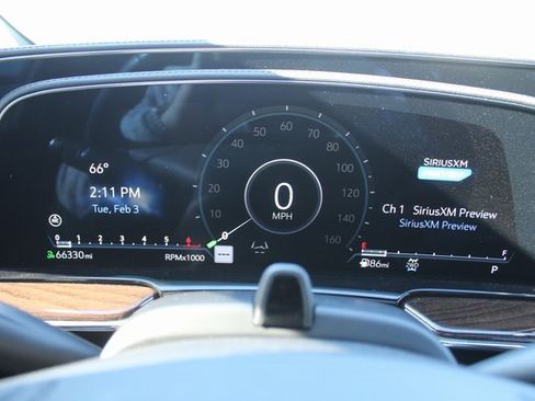 Used 2023 Cadillac Escalade ESV Sport Platinum w/ LPO, ONYX Package image 27