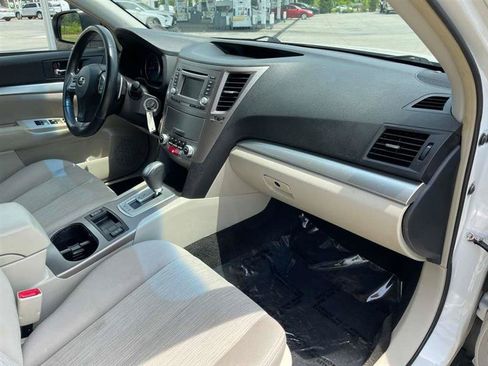 Used 2014 Subaru Outback 2.5i Premium AWD/4WD image 68