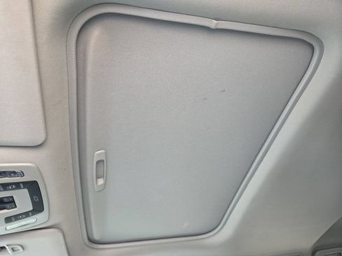 Certified 2026 Toyota Sienna XLE FWD image 22