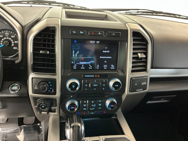 Used 2017 Ford F150 Lariat w/ Equipment Group 502A Luxury AWD/4WD image 20