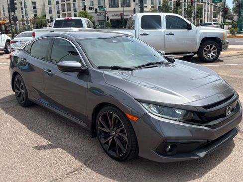 Used 2019 Honda Civic Sport image 2