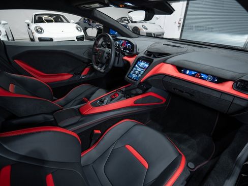 Used 2026 Lamborghini Temerario AWD/4WD image 28