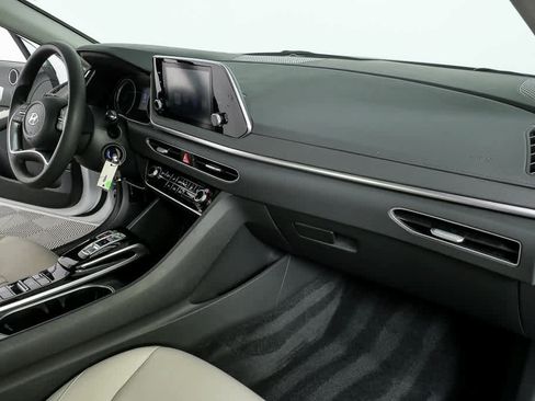 Used 2023 Hyundai Sonata SE image 21