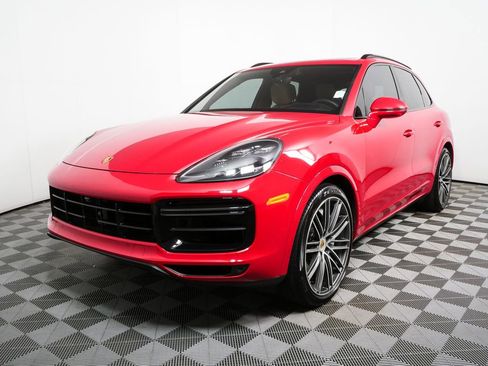 Certified 2023 Porsche Cayenne Turbo w/ Assistance Package image 1