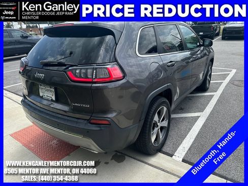 Used 2019 Jeep Cherokee Limited AWD/4WD image 9