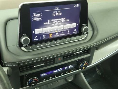 Certified 2023 Nissan Rogue SV image 29