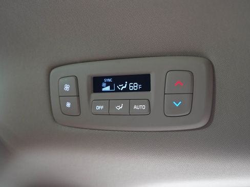 Used 2024 Kia Carnival SX Prestige FWD image 17