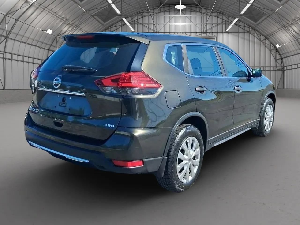 Used 2017 Nissan Rogue S AWD/4WD image 6