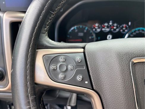 Used 2019 GMC Sierra 2500 Denali w/ Duramax Plus Package AWD/4WD image 29