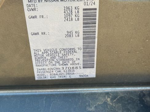 Used 2024 Nissan Altima 2.5 SV FWD image 27