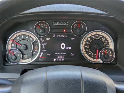 Used 2016 RAM 1500 Laramie w/ Convenience Group image 11