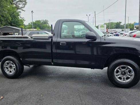 Used 2004 Toyota Tundra 2WD Regular Cab image 4